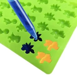 4pcs (blue+green+purple+pink) 48 Small Dinosaur Silicone Chocolate Mold+4pcs (blue+green+purple+pink) Dropper (promotional Discount Product)